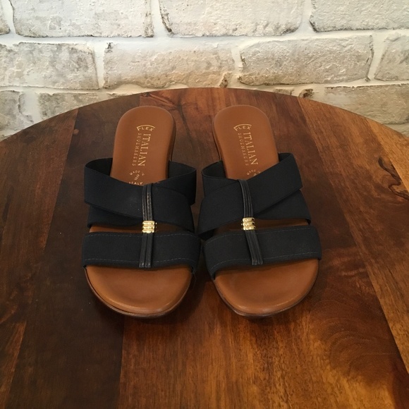 Italian Shoemakers Blue size 7.5 - Picture 1 of 3